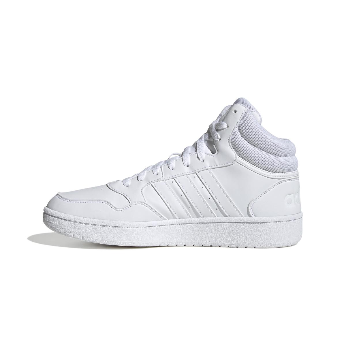 product/a/d/adidas_id9838_5_footwear_photography_side_medial_center_view_white-030824x.jpg
