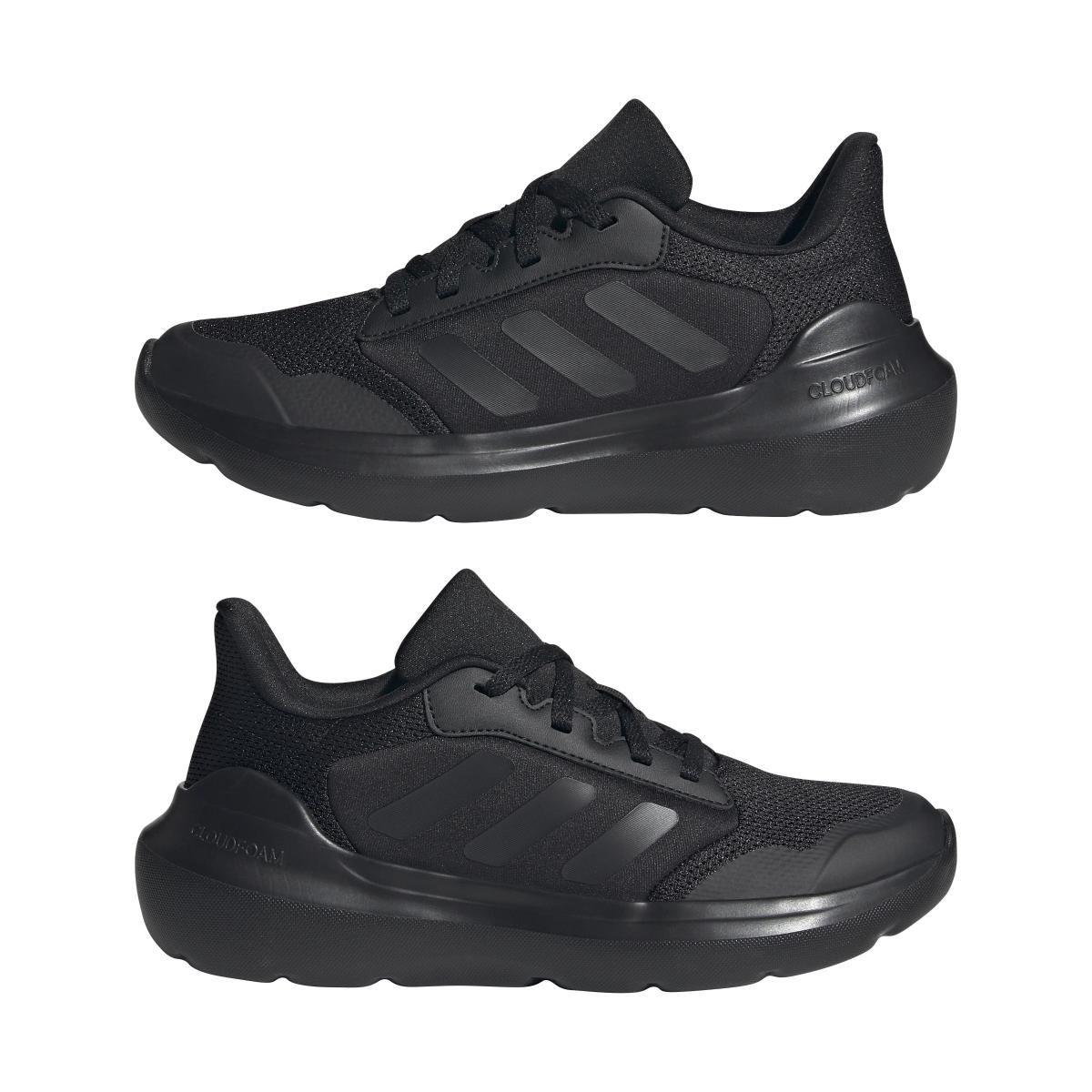 product/a/d/adidas_ie3542_10_footwear_photography_mirrored_pair_view_white.jpg