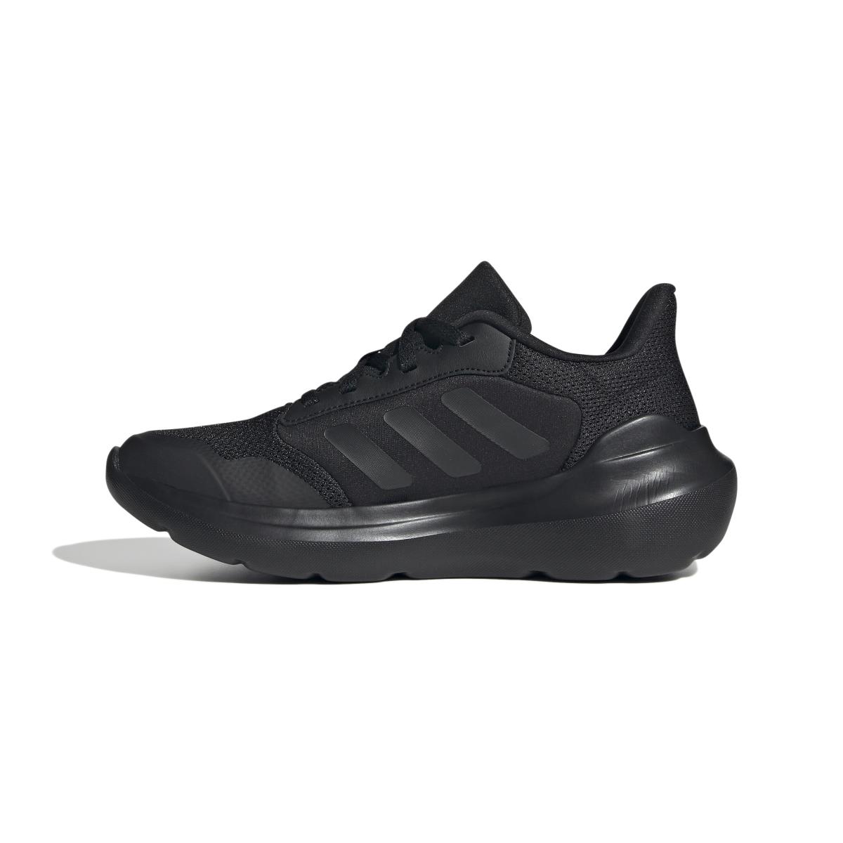 product/a/d/adidas_ie3542_5_footwear_photography_side_medial_center_view_white.jpg