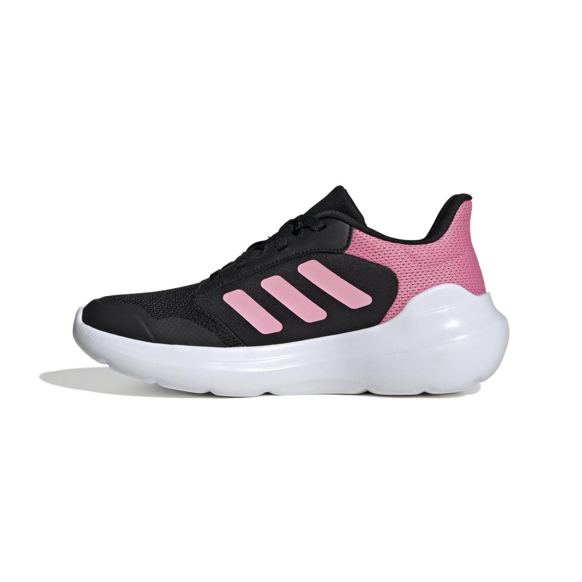 product/a/d/adidas_ie3551_5_footwear_photography_side_medial_center_view_white.jpg