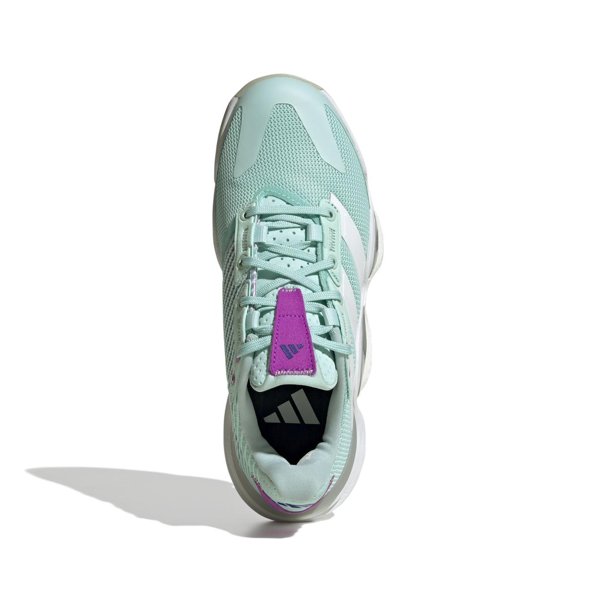 product/a/d/adidas_ie3586_3_footwear_photography_top_portrait_view_white-nw071524.jpg
