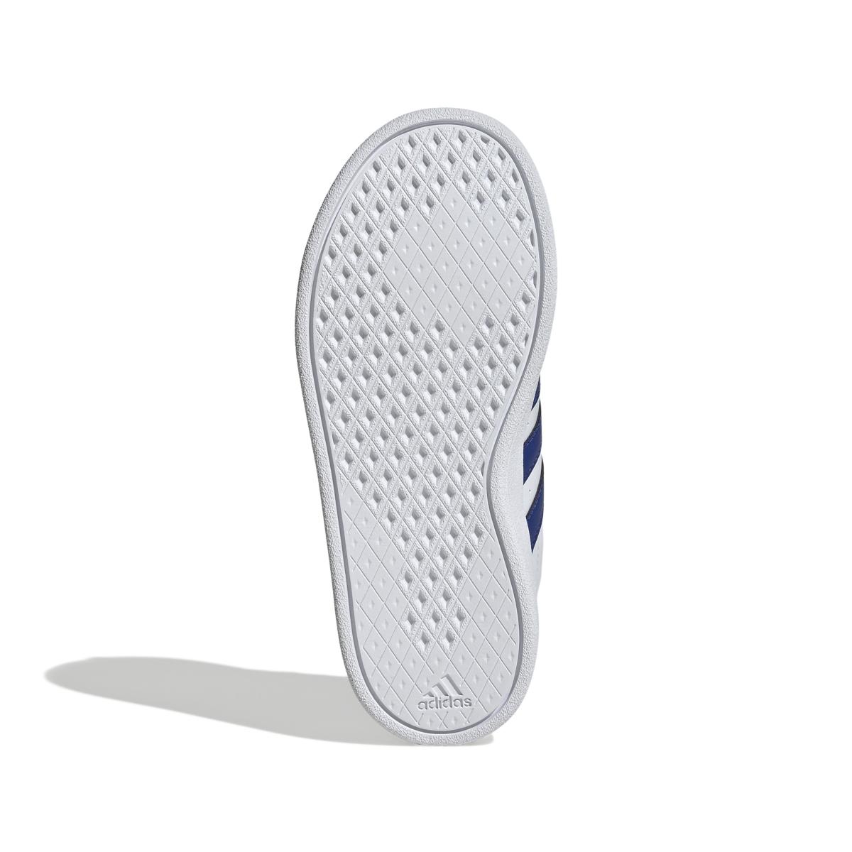 product/a/d/adidas_ie3788_4_footwear_photography_bottom_view_white.jpg