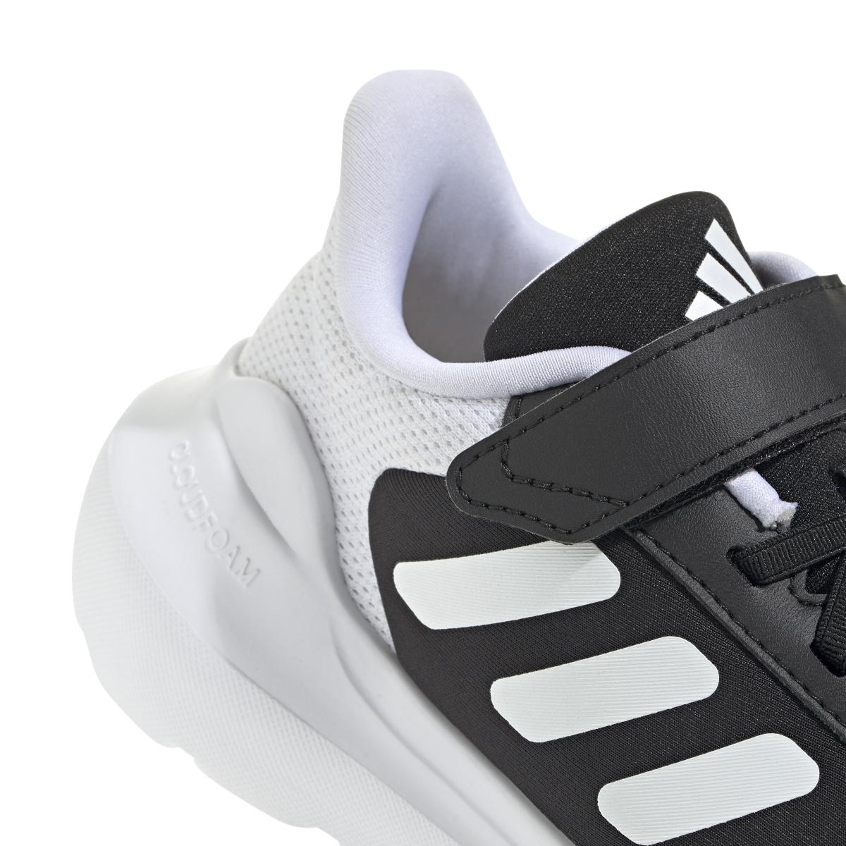 product/a/d/adidas_ie5983_9_footwear_photography_detail_view_2_white.jpg