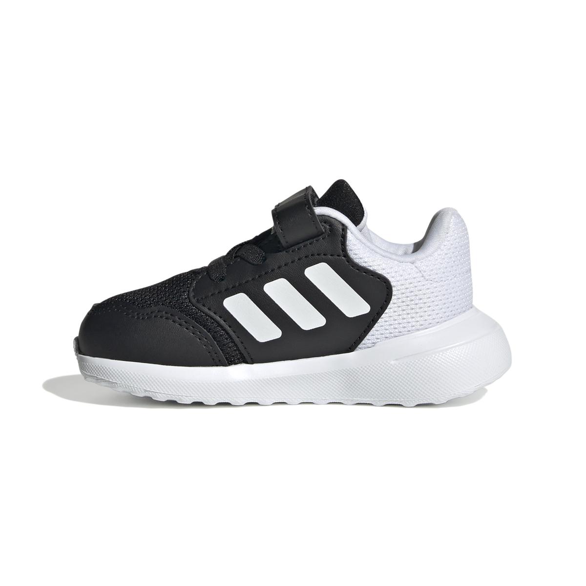 product/a/d/adidas_ie6010_5_footwear_photography_side_medial_center_view_white.jpg