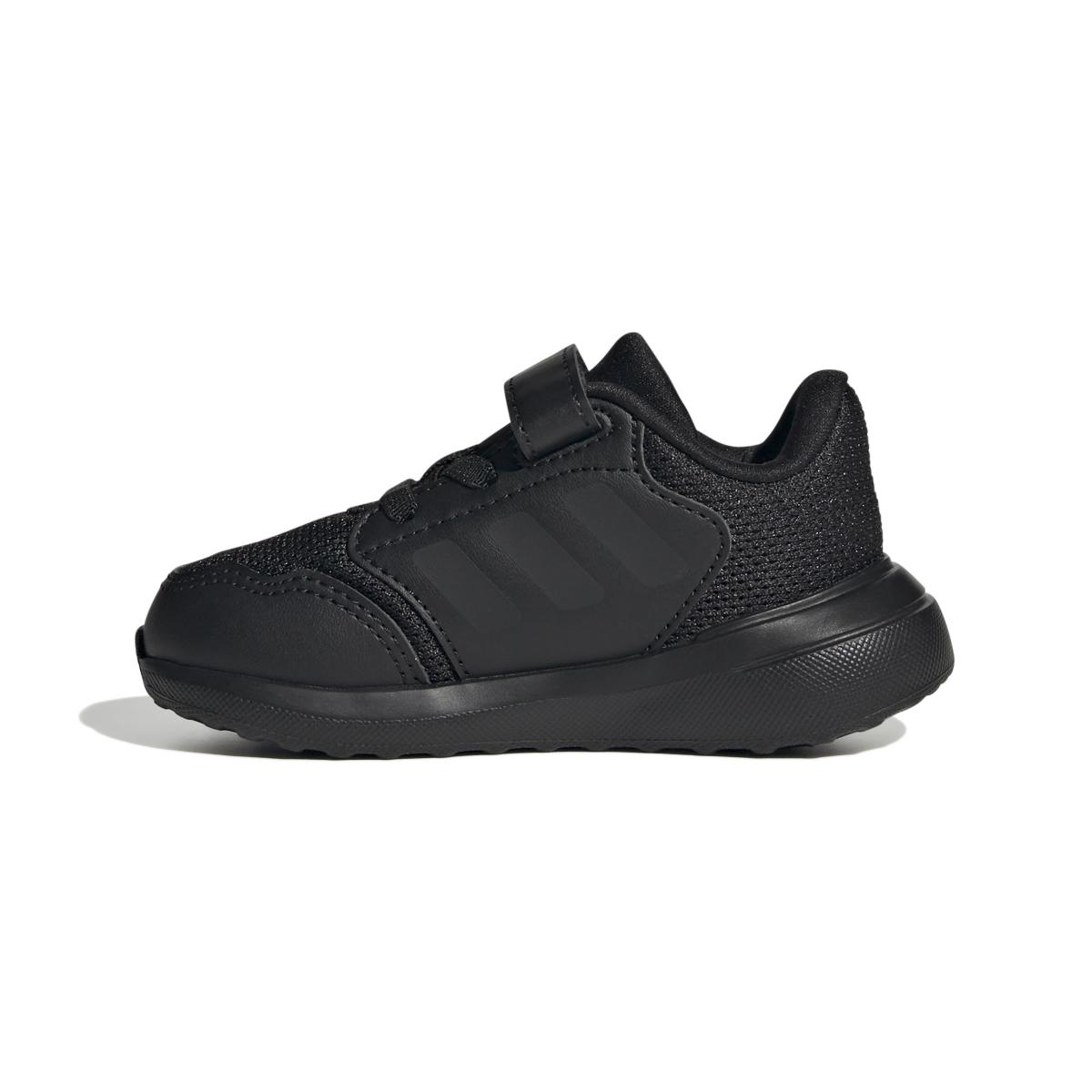 product/a/d/adidas_ie6012_5_footwear_photography_side_medial_center_view_white.jpg