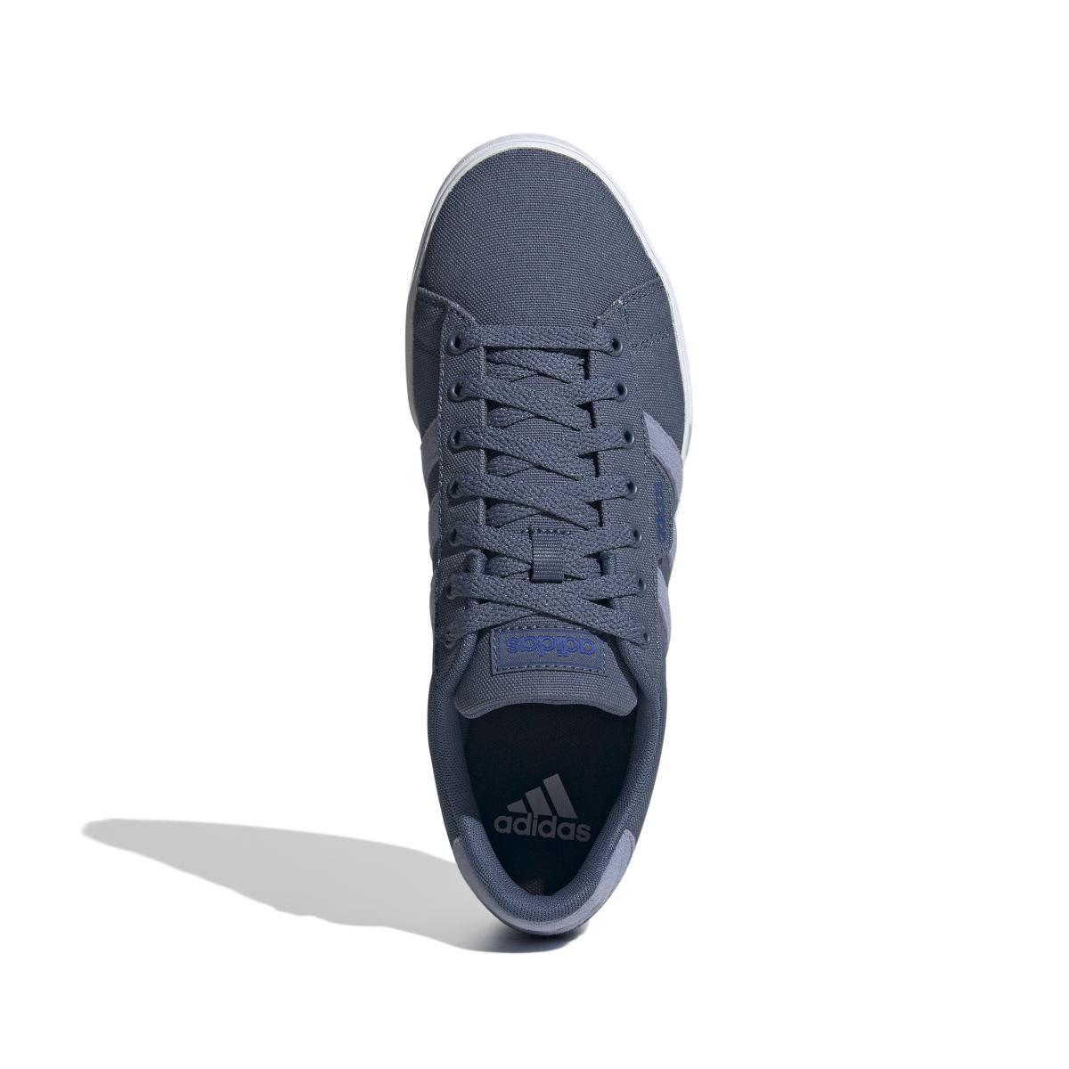 product/a/d/adidas_ie7840_3_footwear_photography_top_portrait_view_white.jpg