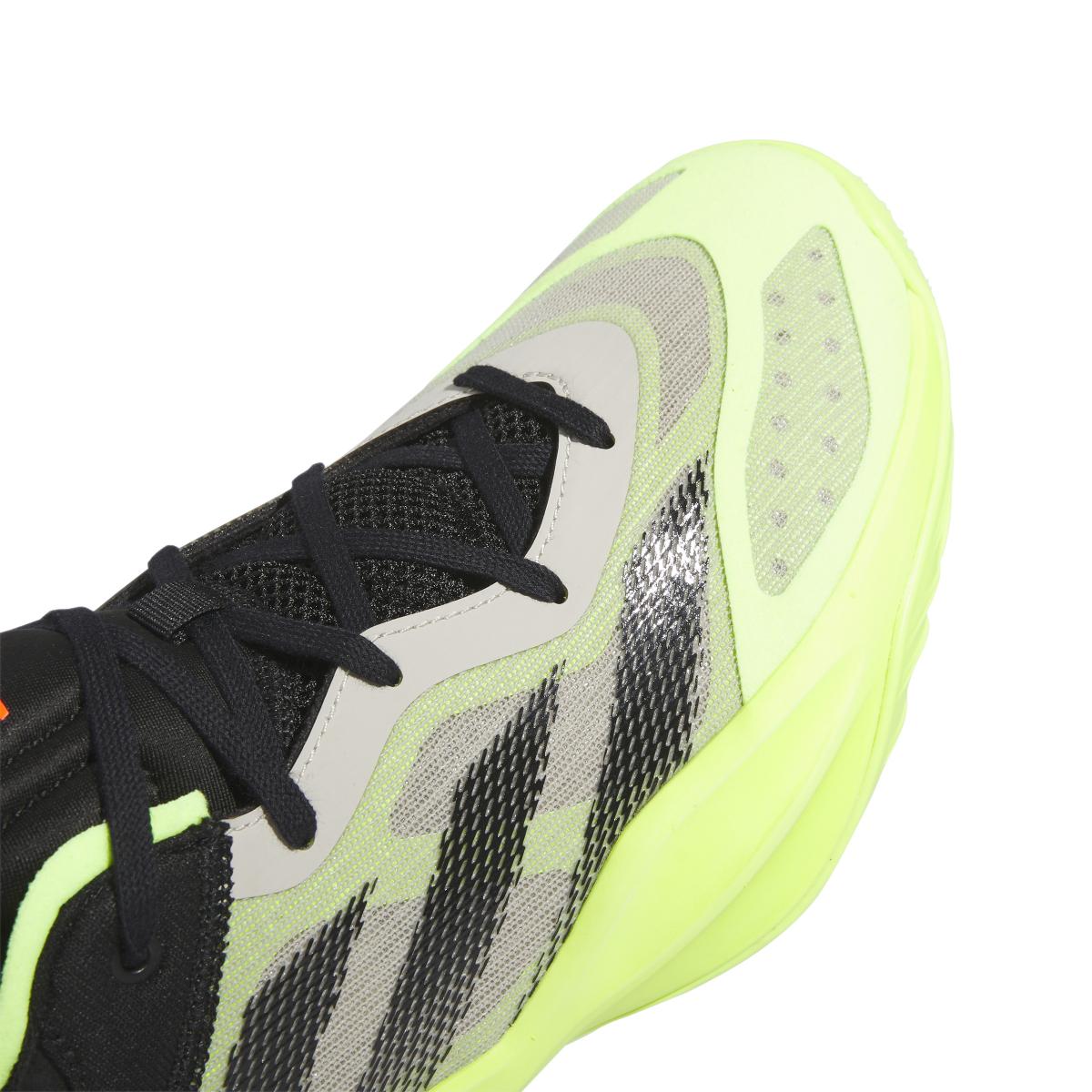 product/a/d/adidas_ie7866_8_footwear_photography_detail_view_1_white.jpg