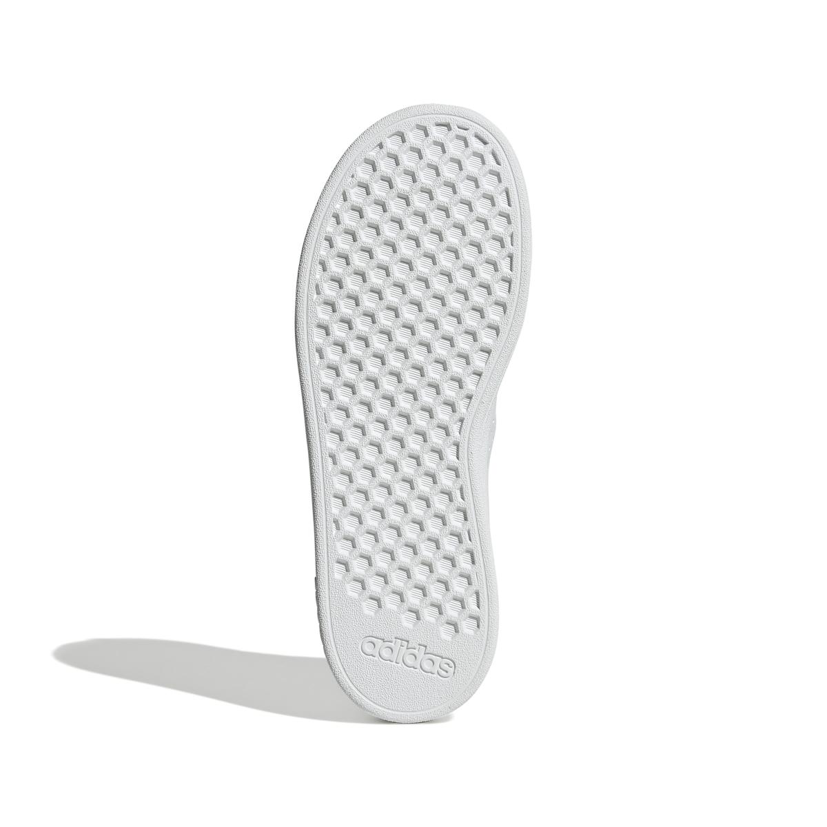 product/a/d/adidas_ie8688_4_footwear_photography_bottom_view_white.jpg