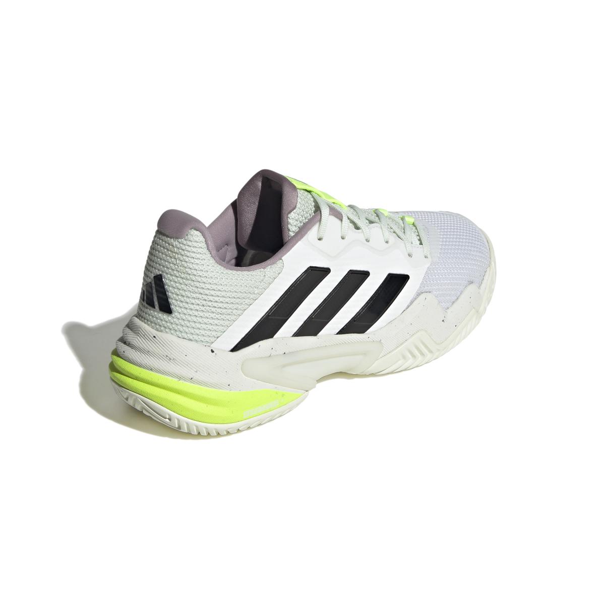 product/a/d/adidas_if0409_7_footwear_photography_back_lateral_top_view_white.jpg