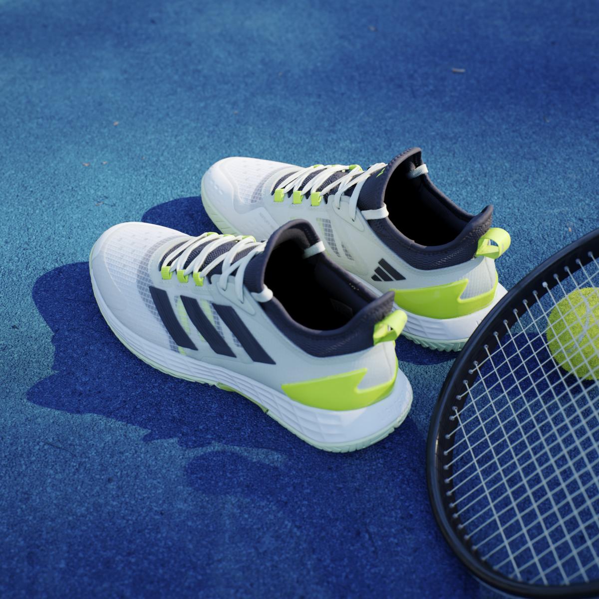 product/a/d/adidas_if0444_21_footwear_photography_heromrktng_view_6-nw040824x.jpg