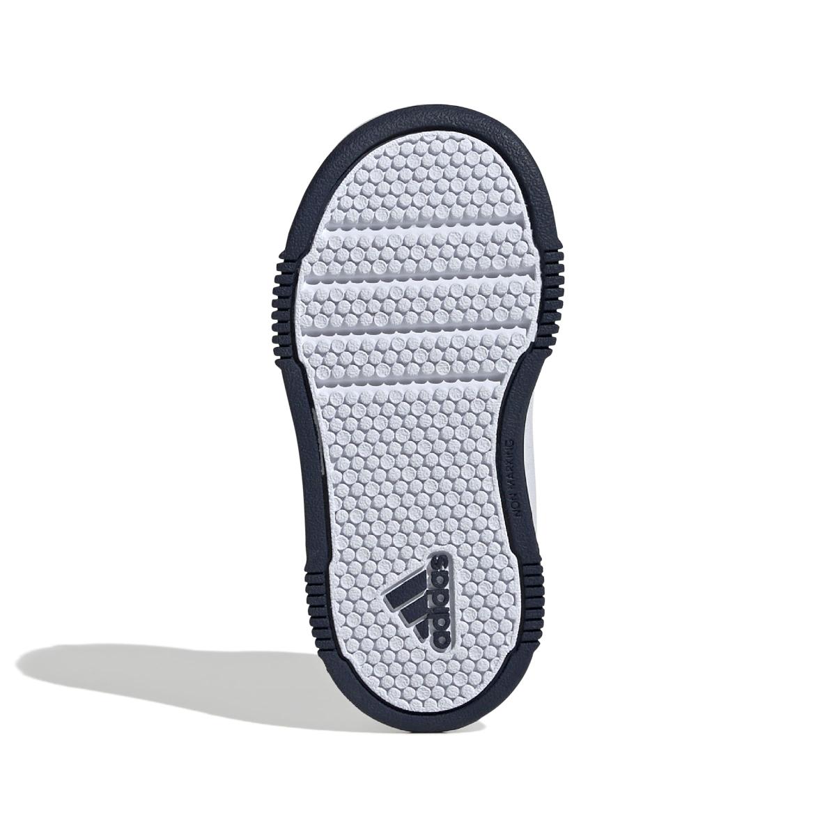 product/a/d/adidas_if1735_4_footwear_photography_bottom_view_white-nw091625.jpg