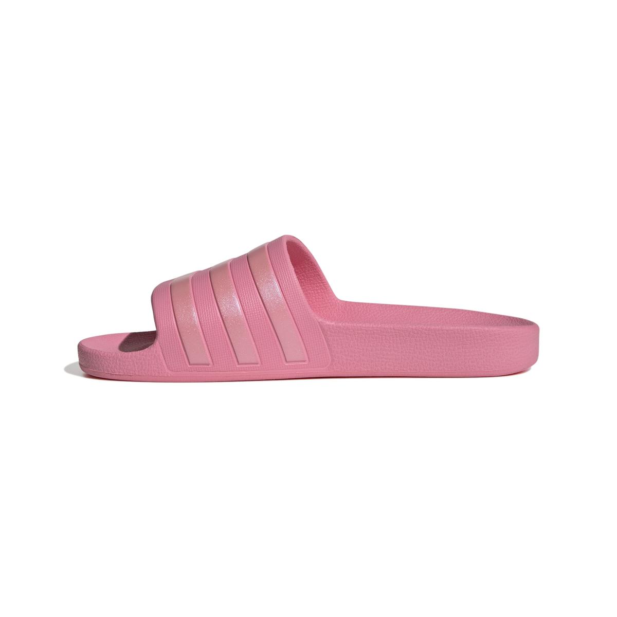 product/a/d/adidas_if6071_5_footwear_photography_side_medial_center_view_white.jpg