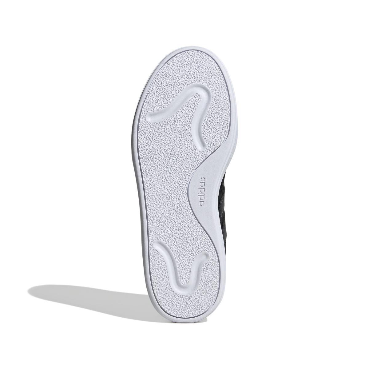 product/a/d/adidas_if6492_4_footwear_photography_bottom_view_white-030824.jpg