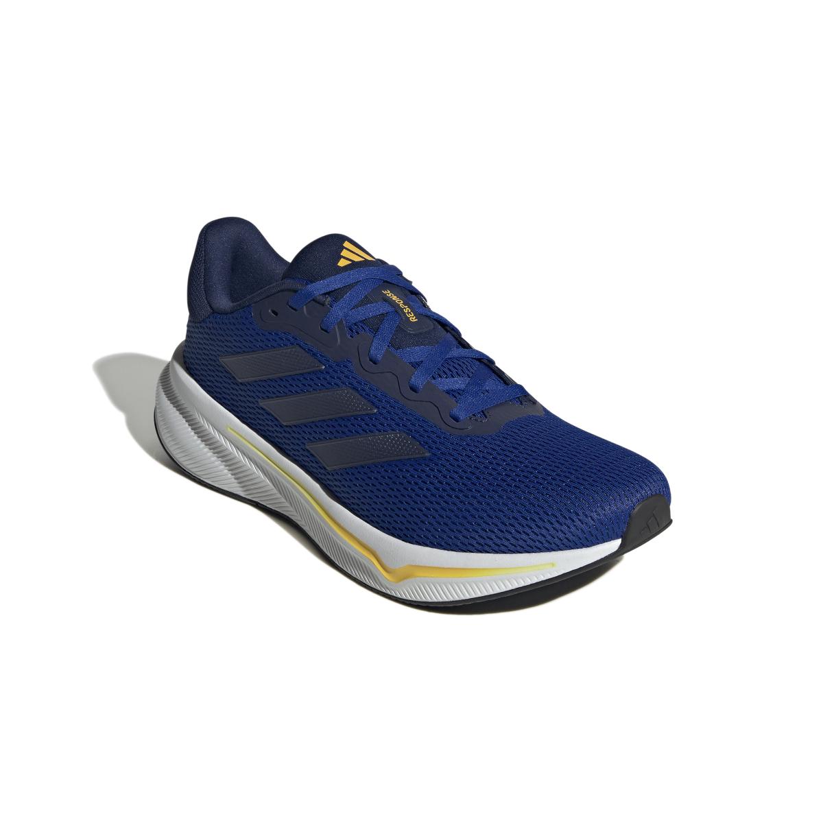 product/a/d/adidas_if8597_6_footwear_photography_front_lateral_top_view_white-nw091625.jpg
