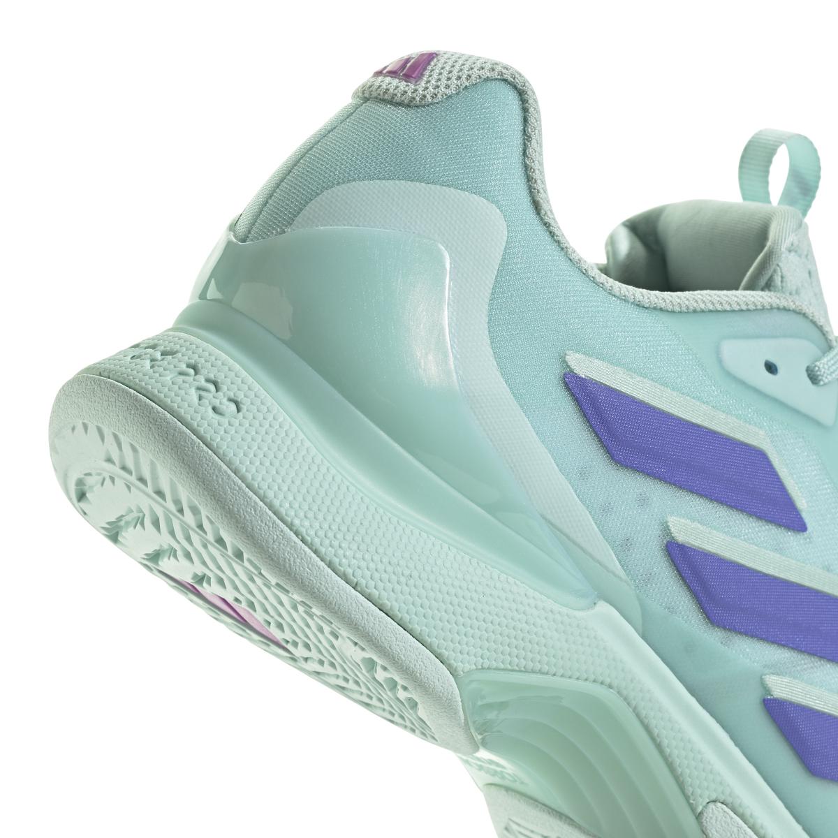 product/a/d/adidas_if9138_9_footwear_photography_detail_view_2_white.jpg