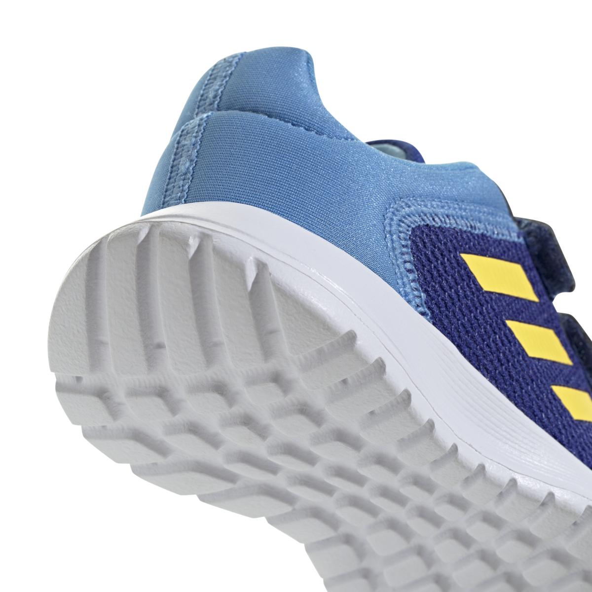 product/a/d/adidas_ig1147_9_footwear_photography_detail_view_2_white.jpg