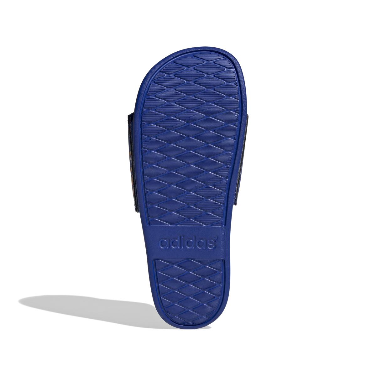 product/a/d/adidas_ig1270_4_footwear_photography_bottom_view_white.jpg