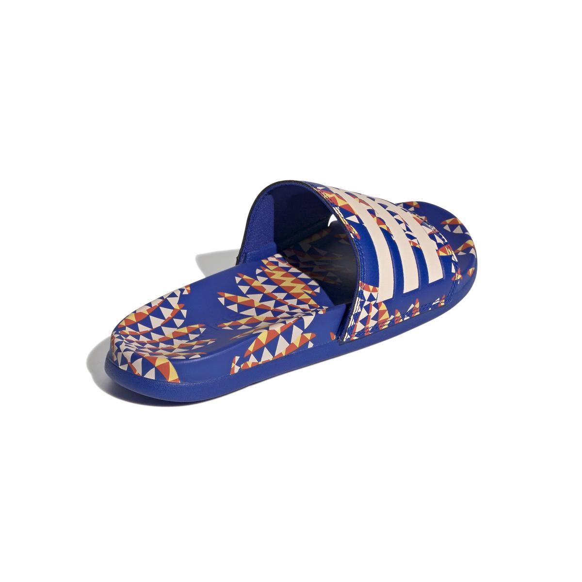 product/a/d/adidas_ig1270_7_footwear_photography_back_lateral_top_view_white.jpg