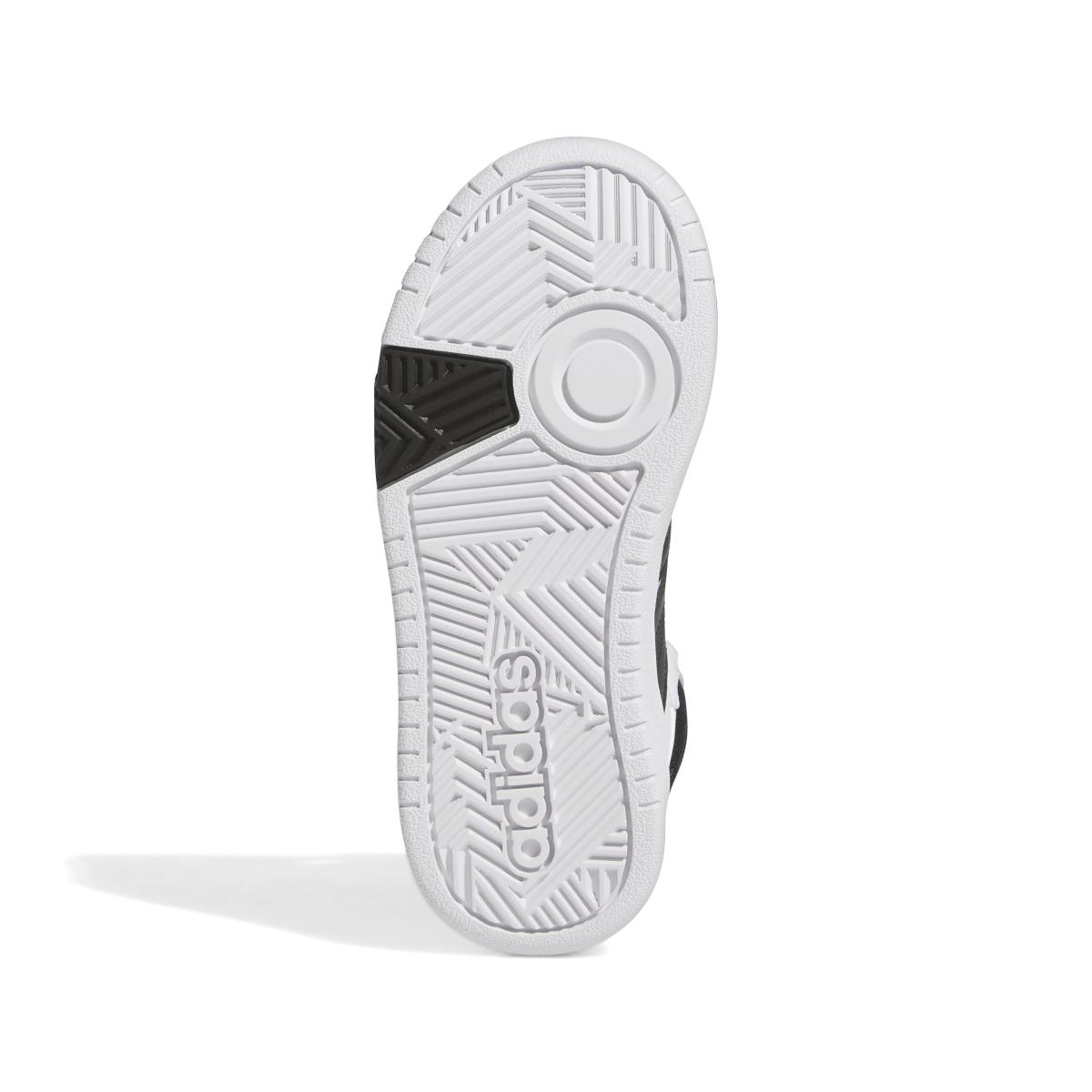 product/a/d/adidas_ig3715_4_footwear_photography_bottom_view_white.jpg