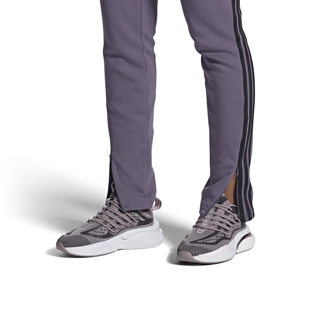 product/a/d/adidas_ig3728_11_footwear_on_model_front_view_white.jpg
