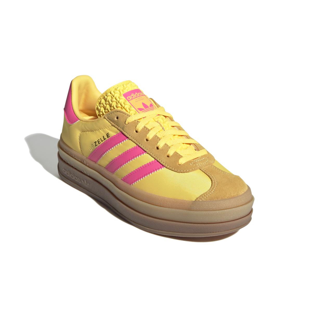 product/a/d/adidas_ig4387_6_footwear_photography_front_lateral_top_view_white.jpg