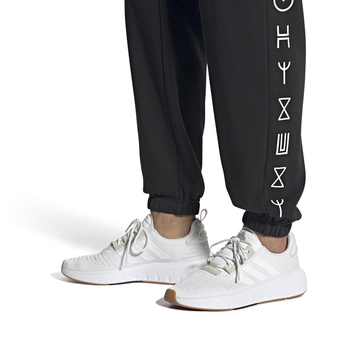 product/a/d/adidas_ig4703_11_footwear_on_model_front_view_white.jpg