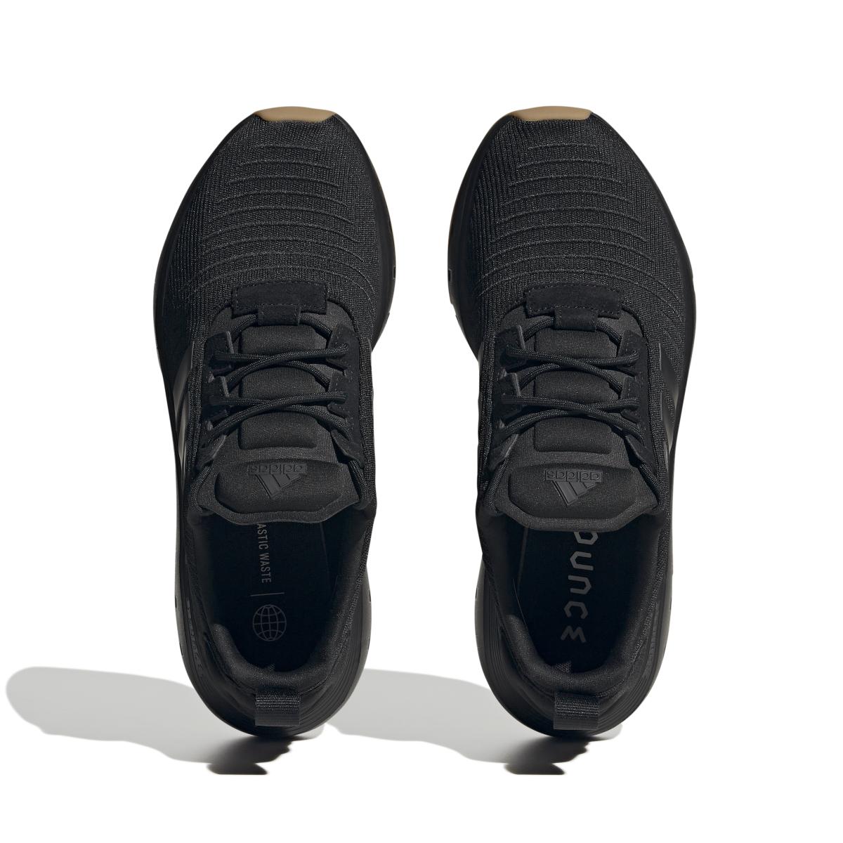 product/a/d/adidas_ig4704_3_footwear_photography_top_portrait_view_white.jpg
