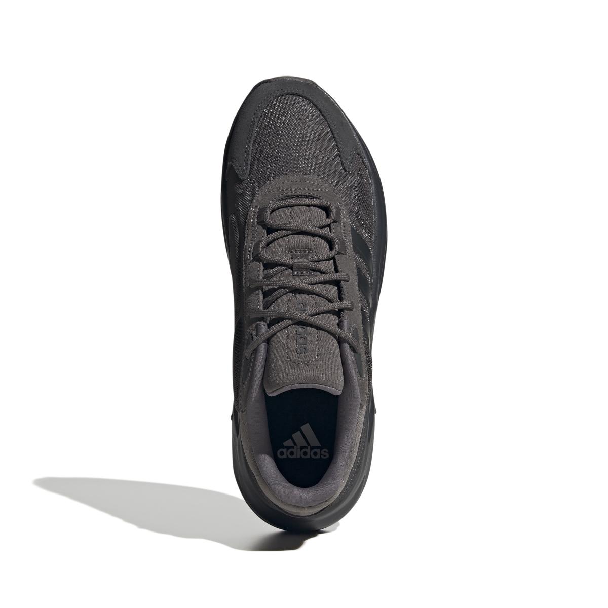 product/a/d/adidas_ig5984_3_footwear_photography_top_portrait_view_white.jpg