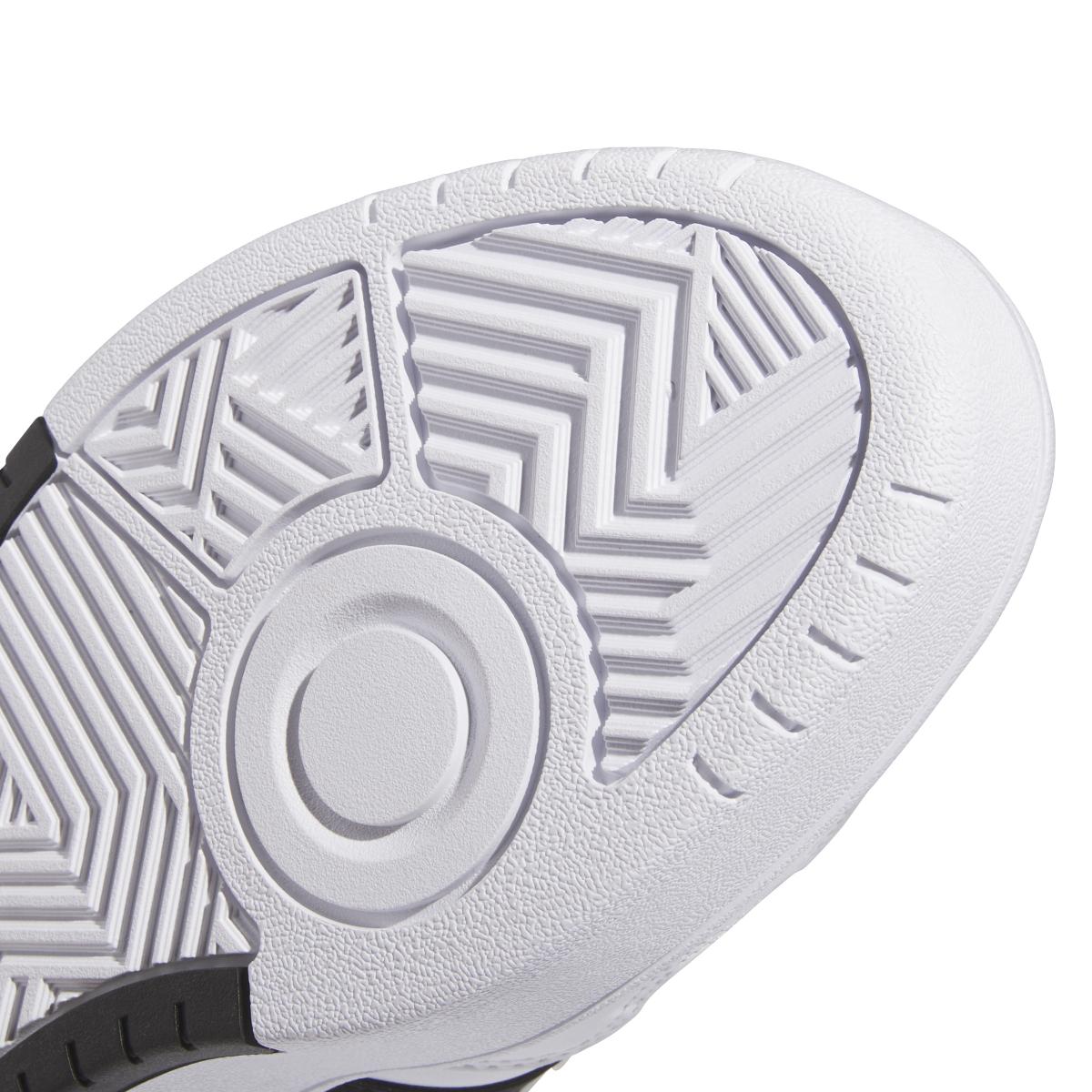 product/a/d/adidas_ig6115_9_footwear_photography_detail_view_2_white.jpg
