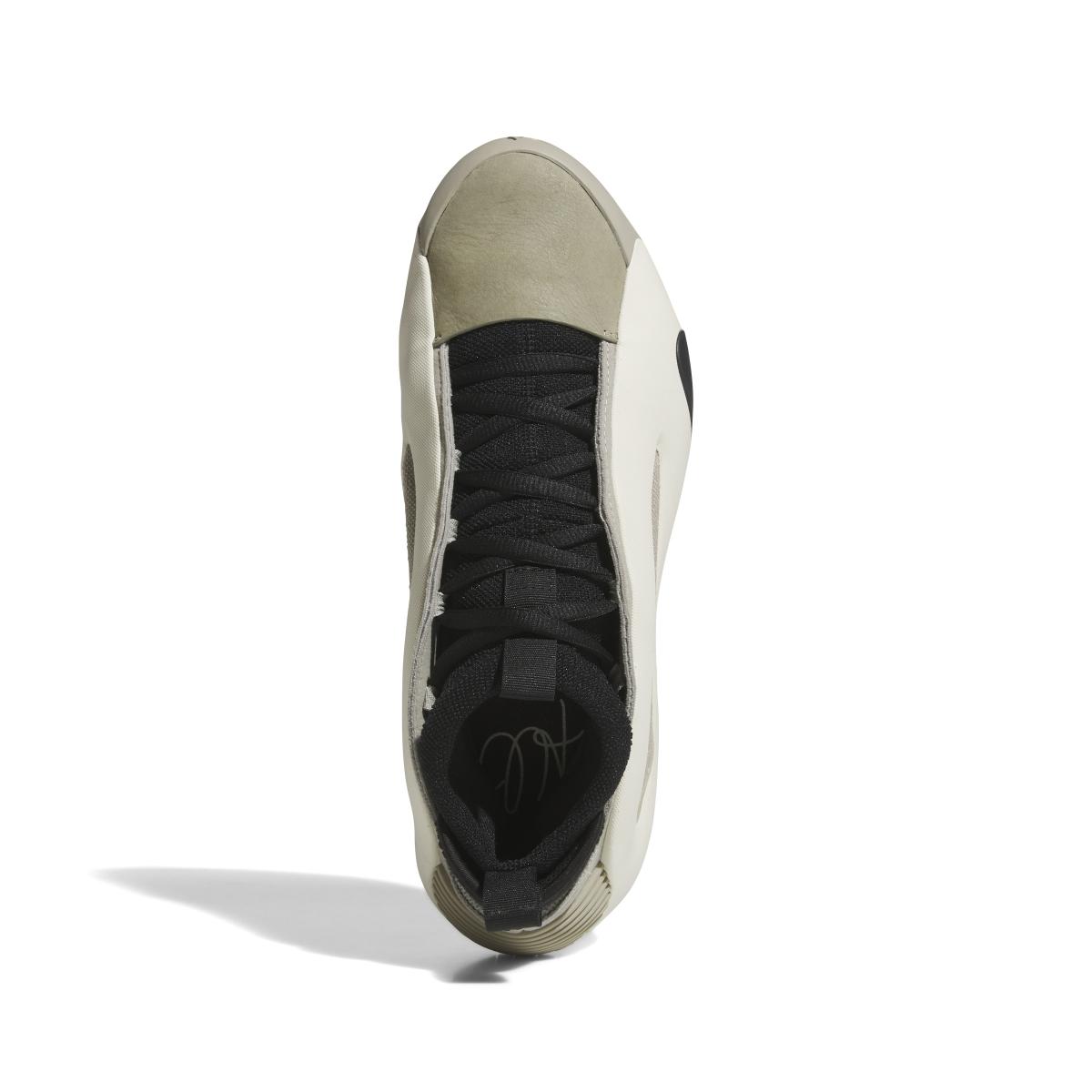 product/a/d/adidas_ig6649_3_footwear_photography_top_portrait_view_white-nw110924.jpg
