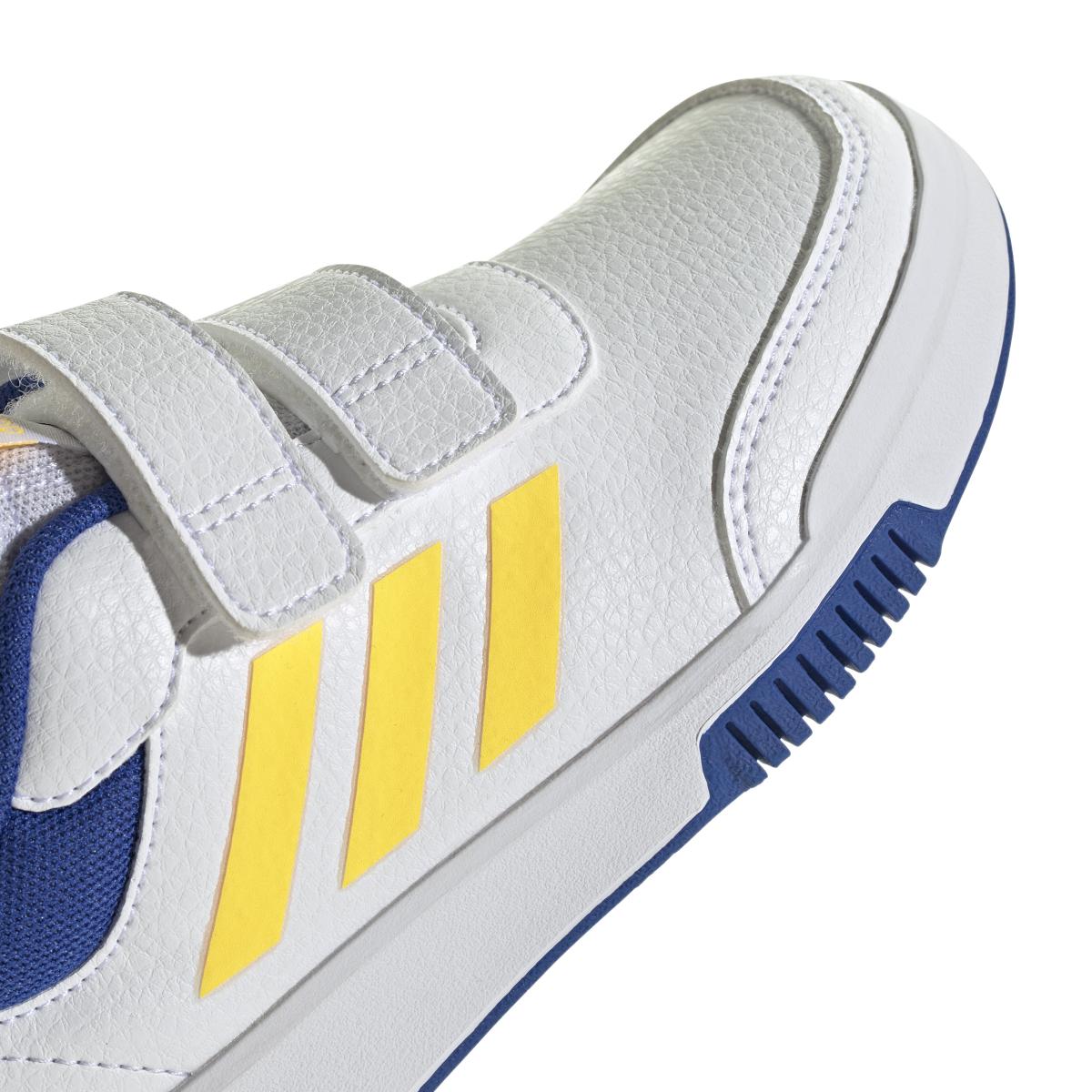 product/a/d/adidas_ig8581_9_footwear_photography_detail_view_2_white.jpg