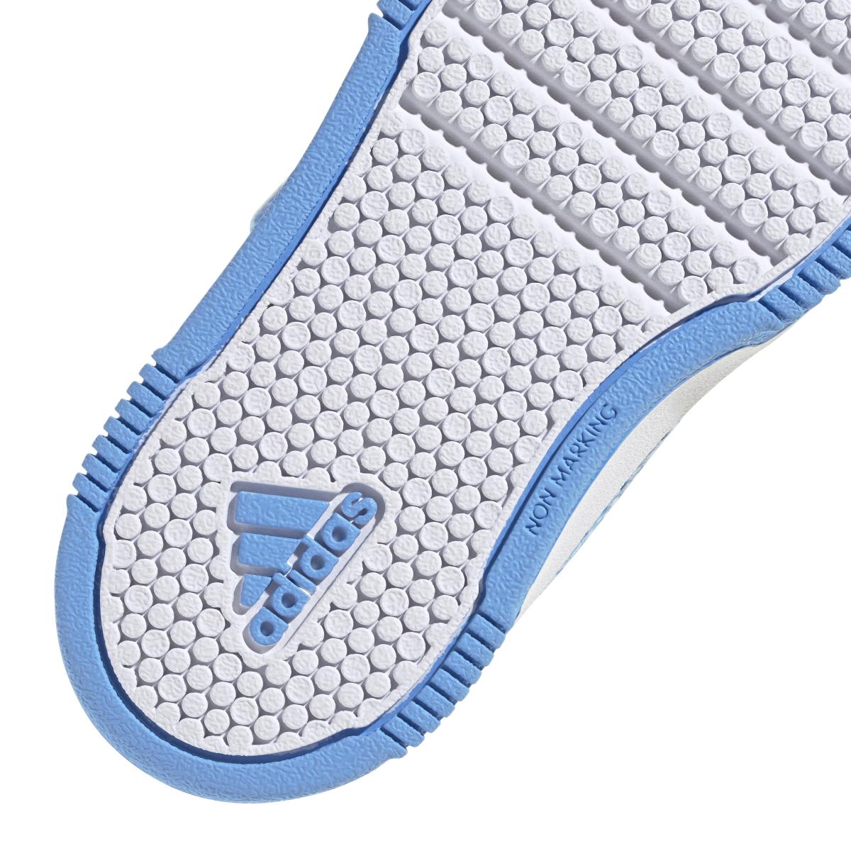 product/a/d/adidas_ig8802_8_footwear_photography_detail_view_1_white.jpg