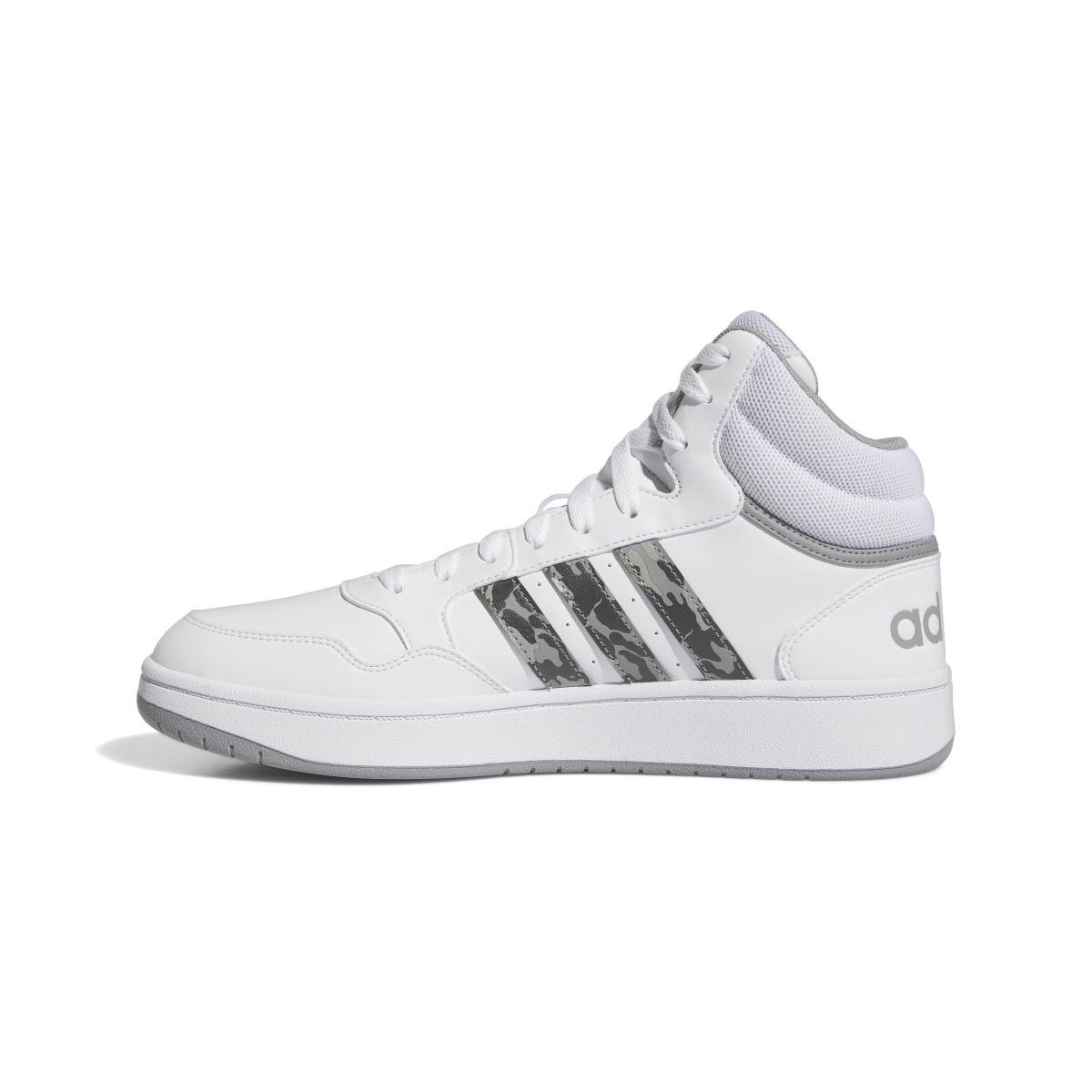 product/a/d/adidas_ih0160_5_footwear_photography_side_medial_center_view_white.jpg