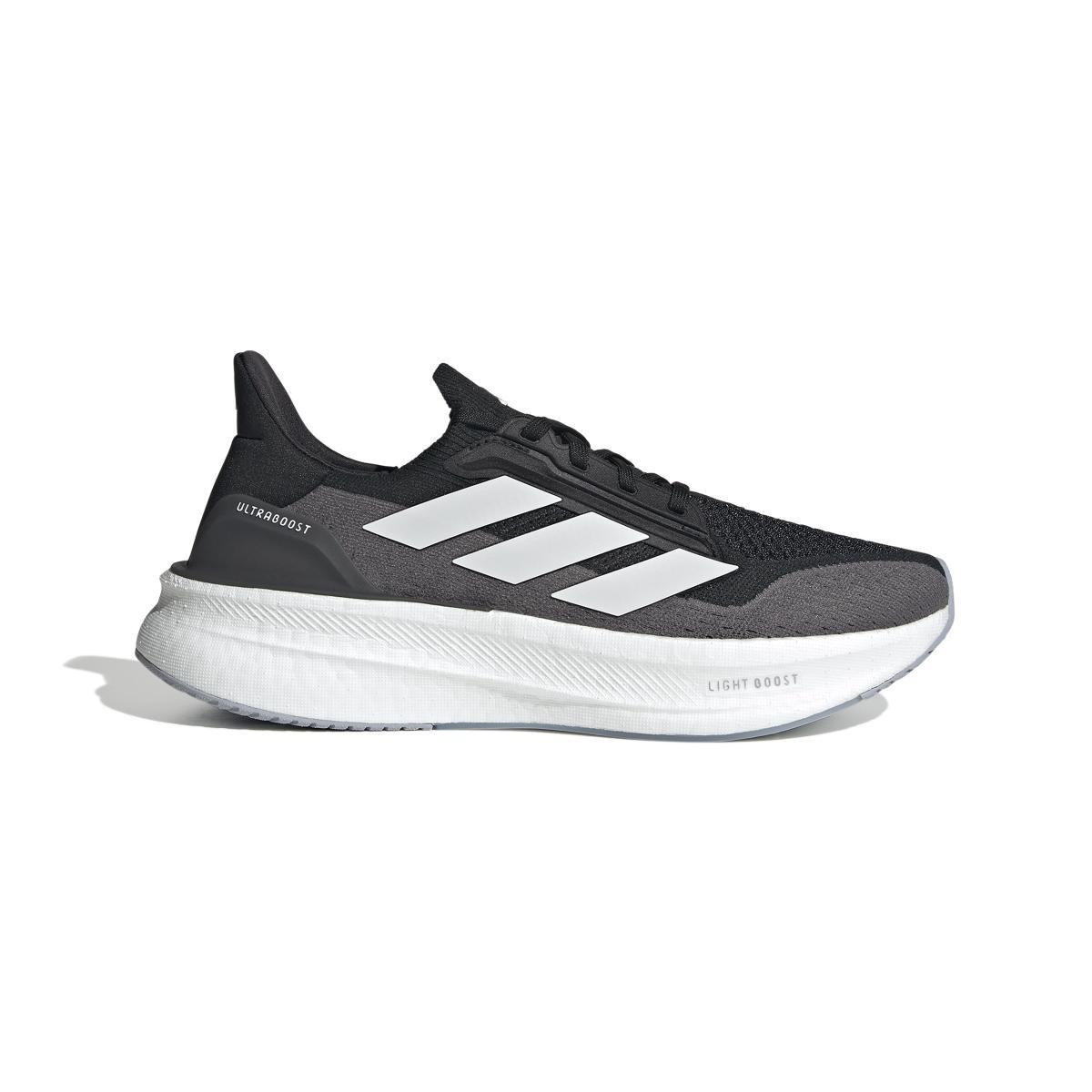 product/a/d/adidas_ih3110_1_footwear_photography_side_lateral_center_view_white.jpg
