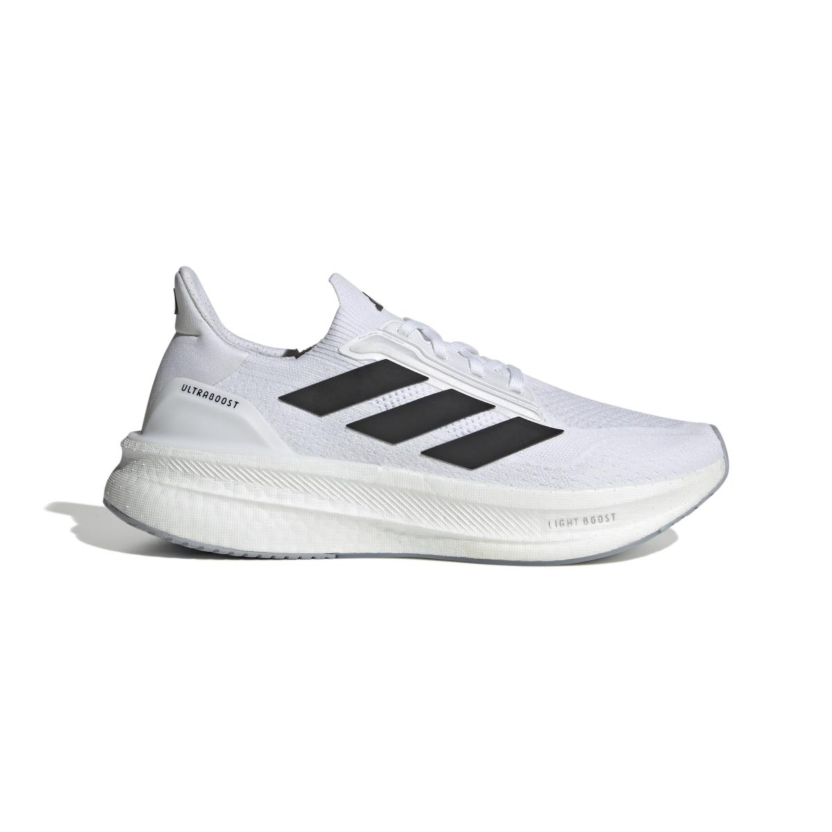 product/a/d/adidas_ih3111_1_footwear_photography_side_lateral_center_view_white-nw091625.jpg
