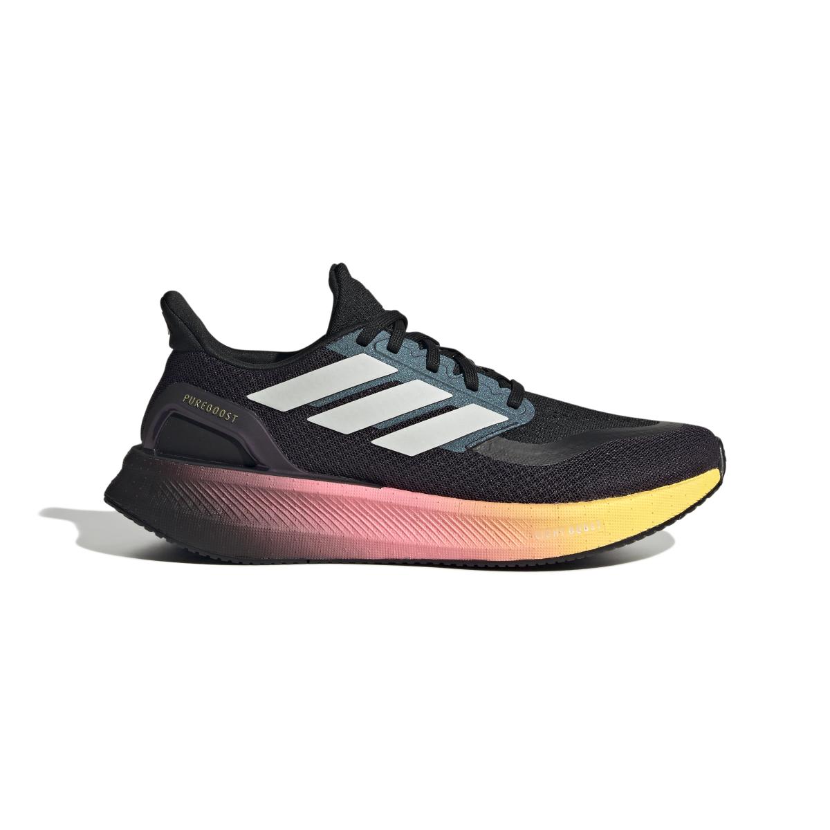 product/a/d/adidas_ih3832_1_footwear_photography_side_lateral_center_view_white.jpg