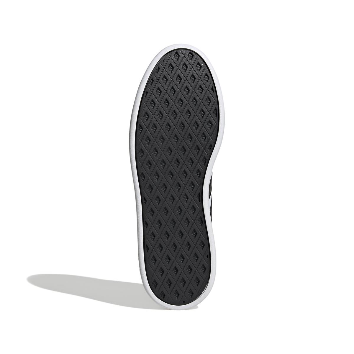 product/a/d/adidas_ih5426_4_footwear_photography_bottom_view_white.jpg