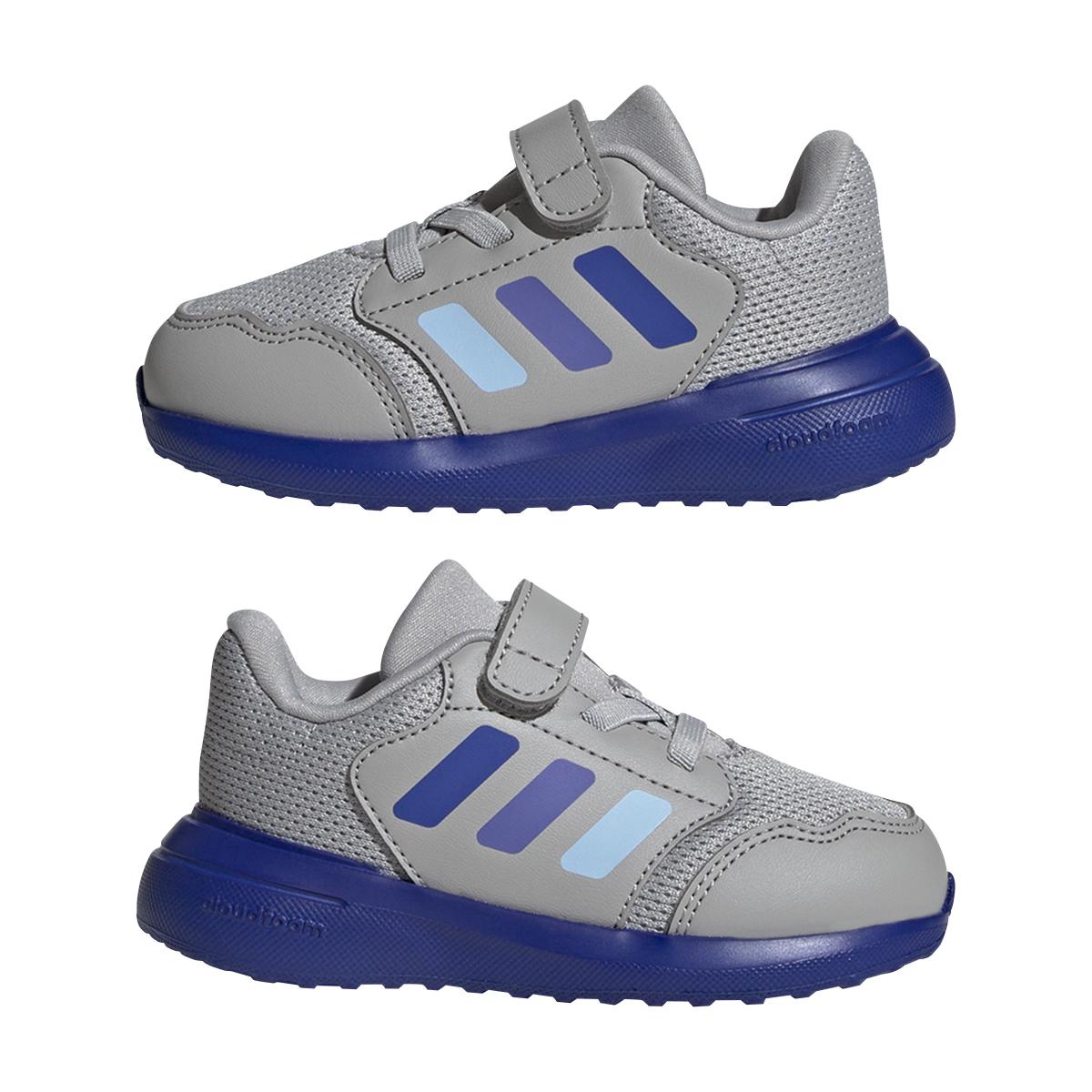 product/a/d/adidas_ih7782_10_footwear_photography_mirrored_pair_view_white.jpg