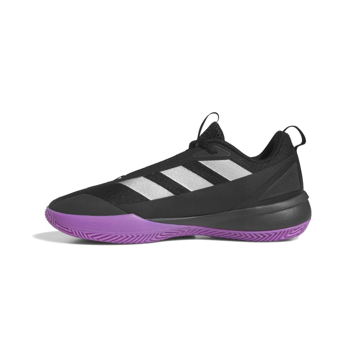 product/a/d/adidas_ih8554_5_footwear_photography_side_medial_center_view_white-nw091625.jpg