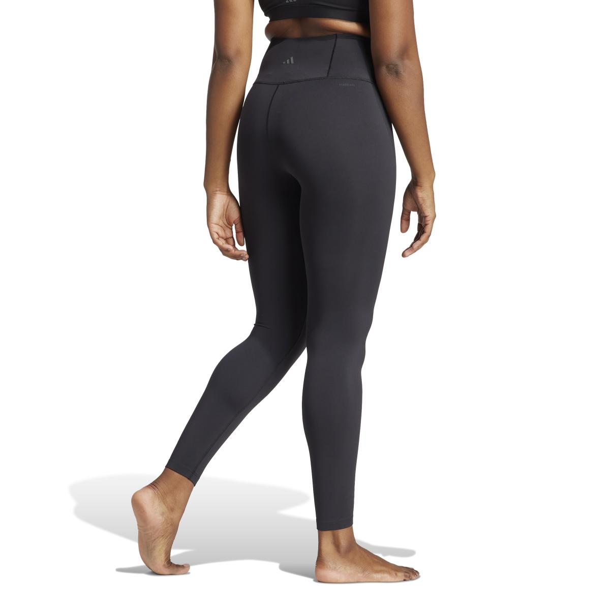 product/a/d/adidas_il7324_4_apparel_on_model_back_view_white-nw052224.jpg