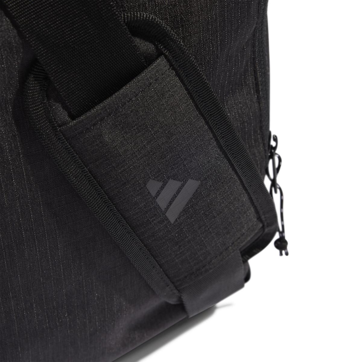 product/a/d/adidas_im5522_5_hardware_photography_detail_view_2_white.jpg