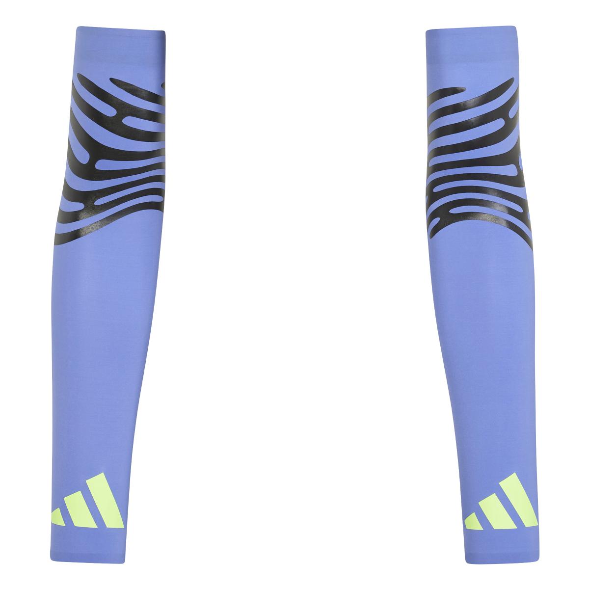 product/a/d/adidas_is5689_1_apparel_photography_front_center_view_white.jpg