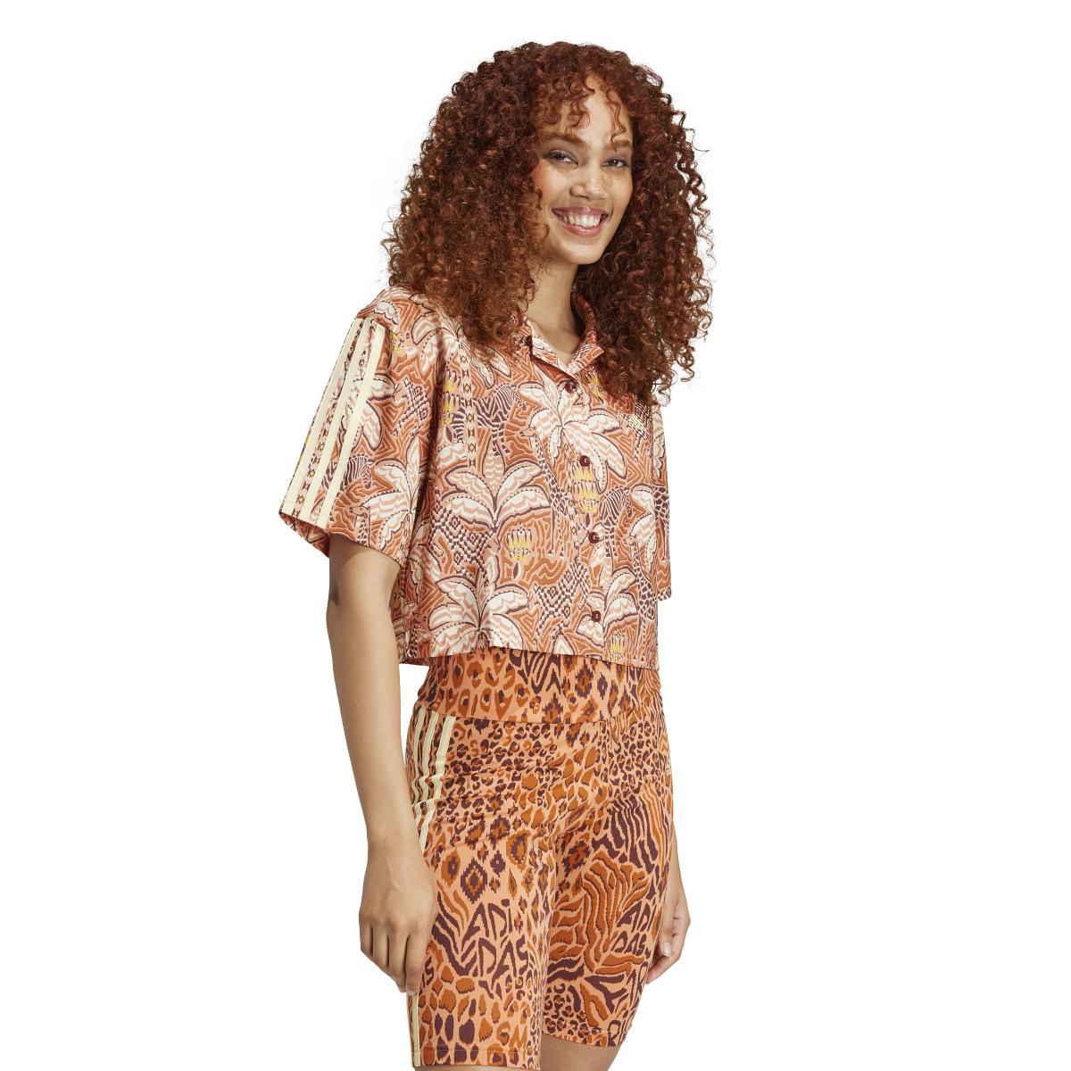 product/a/d/adidas_iw5185_6_apparel_on_model_walking_view_white.jpg