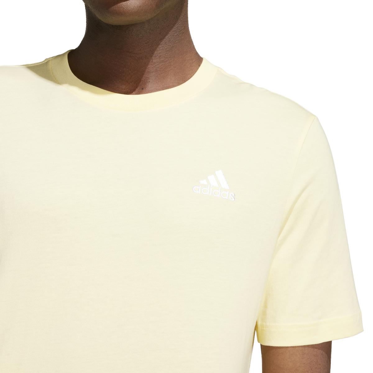 product/a/d/adidas_ix0121_8_apparel_on_model_detail_view_1_white.jpg