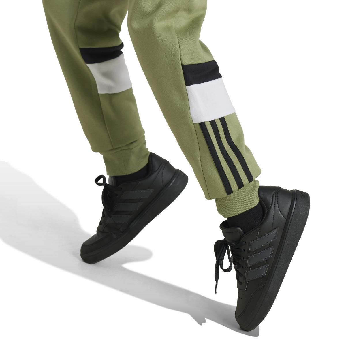 product/a/d/adidas_iy1800_7_apparel_on_model_detail_view_2_white.jpg