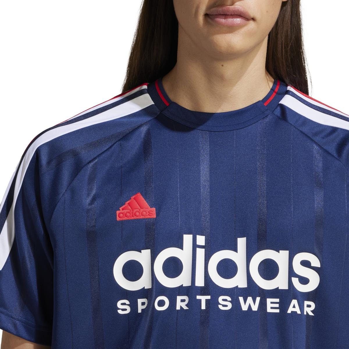 product/a/d/adidas_iy4506_8_apparel_on_model_detail_view_1_white.jpg