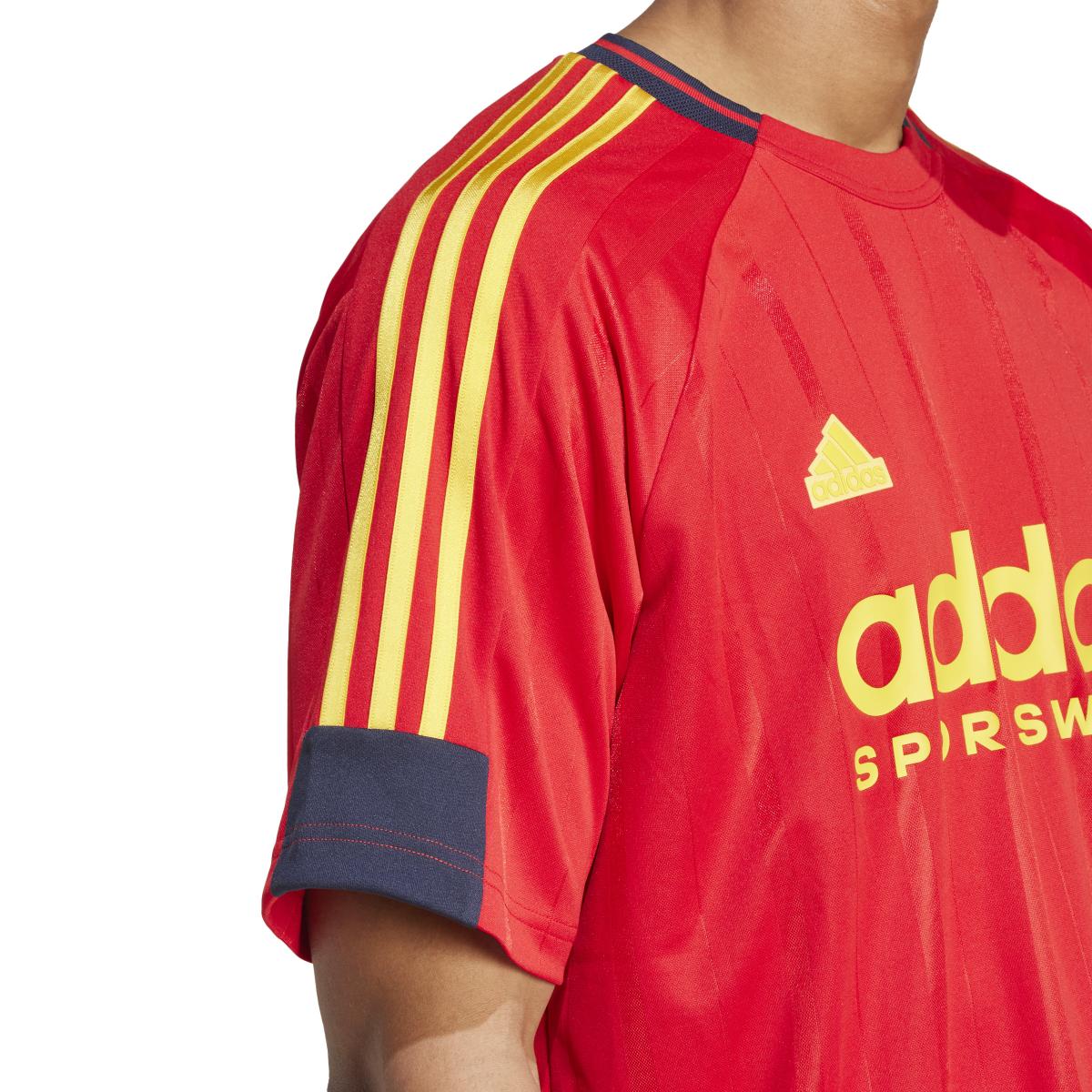 product/a/d/adidas_iy4507_8_apparel_on_model_detail_view_2_white.jpg