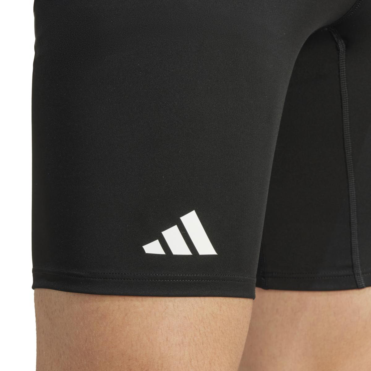 product/a/d/adidas_iy5511_8_apparel_on_model_detail_view_2_white.jpg