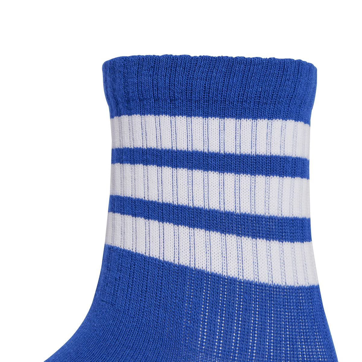 product/a/d/adidas_jd1348_white-white-royblu_7.jpg