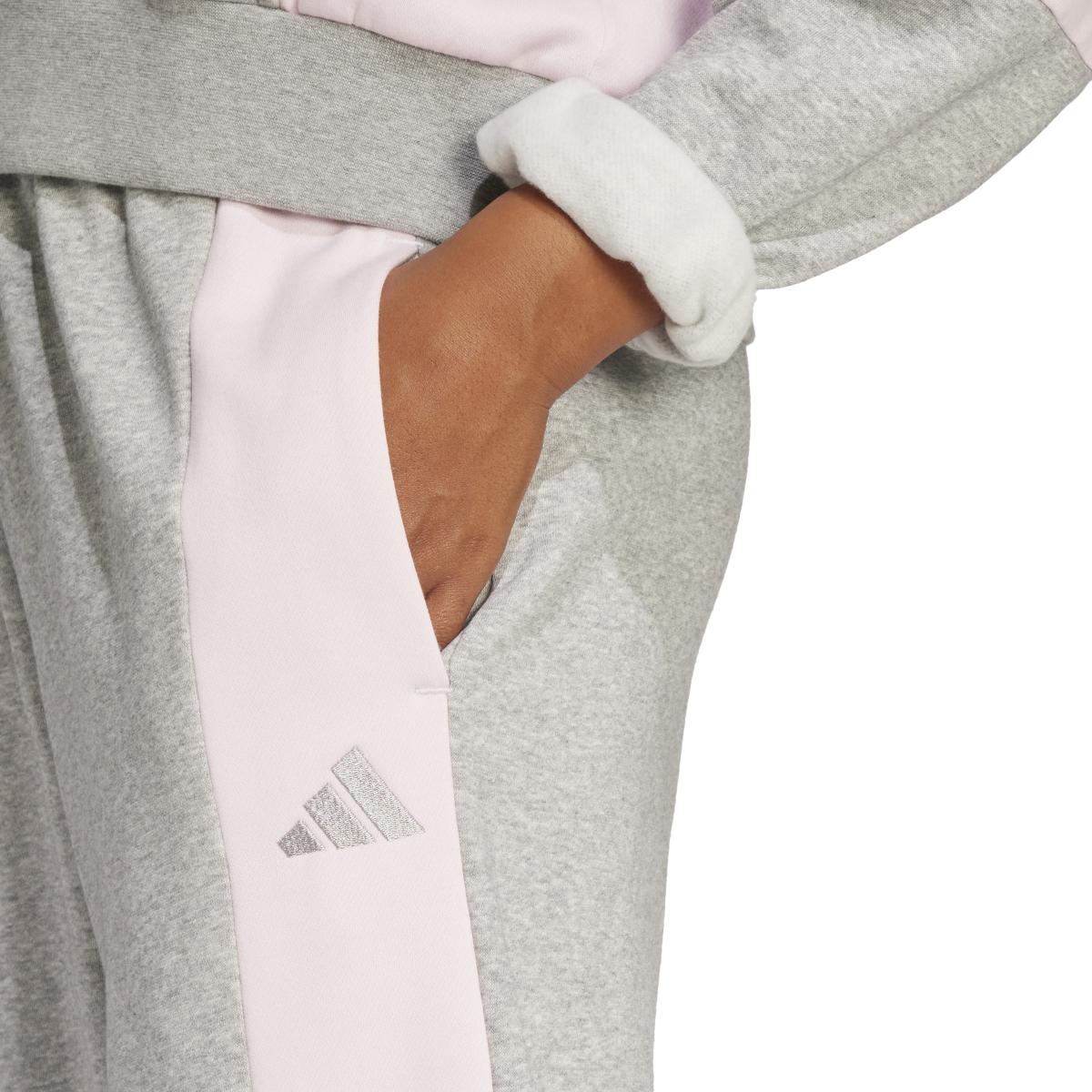 product/a/d/adidas_jd2670_8_apparel_on_model_detail_view_2_white.jpg